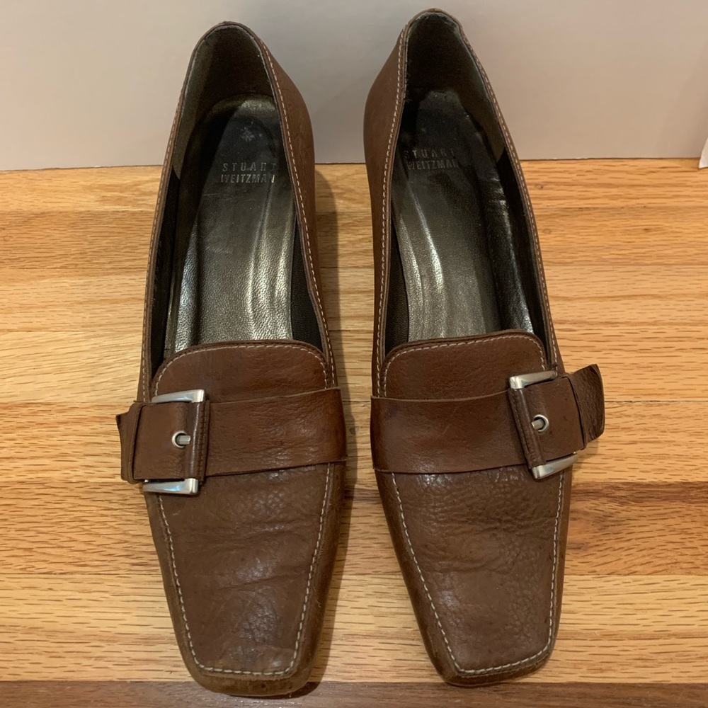 Stuart Weitzman vintage brown leather kitten heel loafers